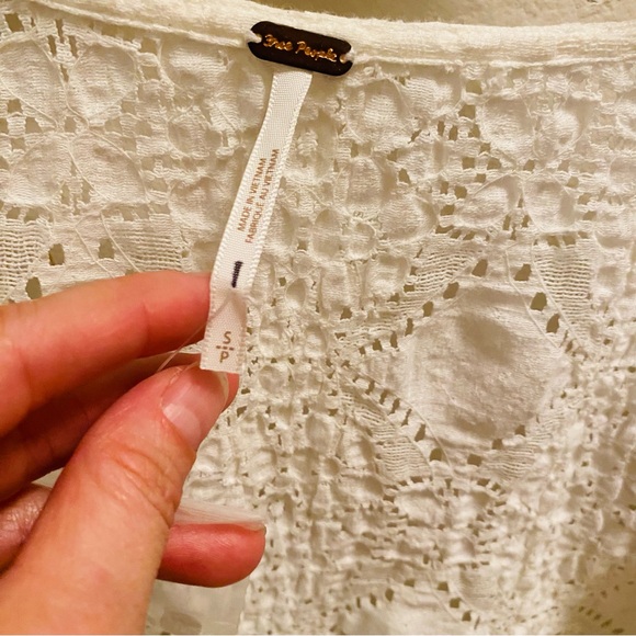 Free People NWOT Smocked Lace Confection Top / Evening Cream - Picture 10 of 14